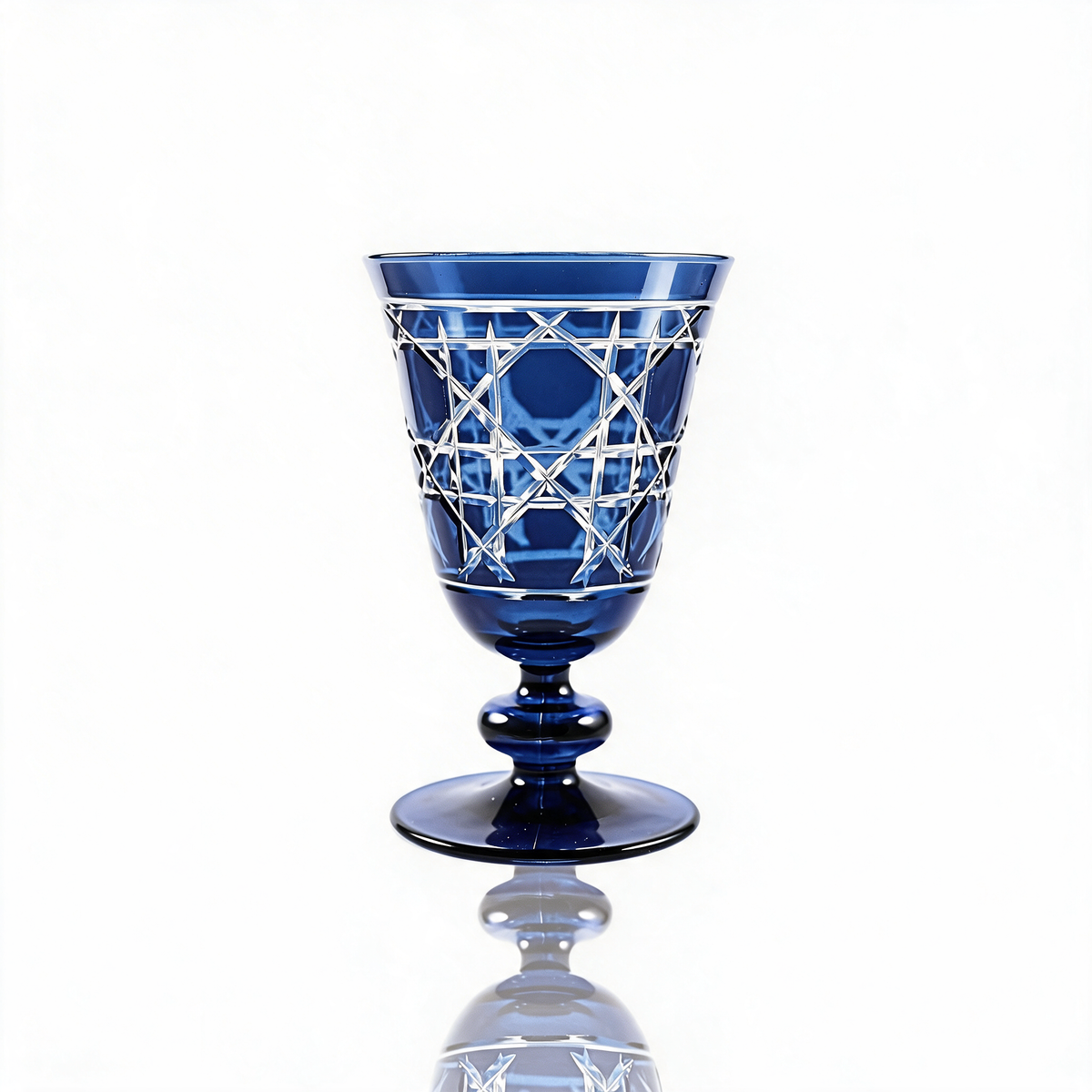 Verre à pied en cristallin taillé Gloria