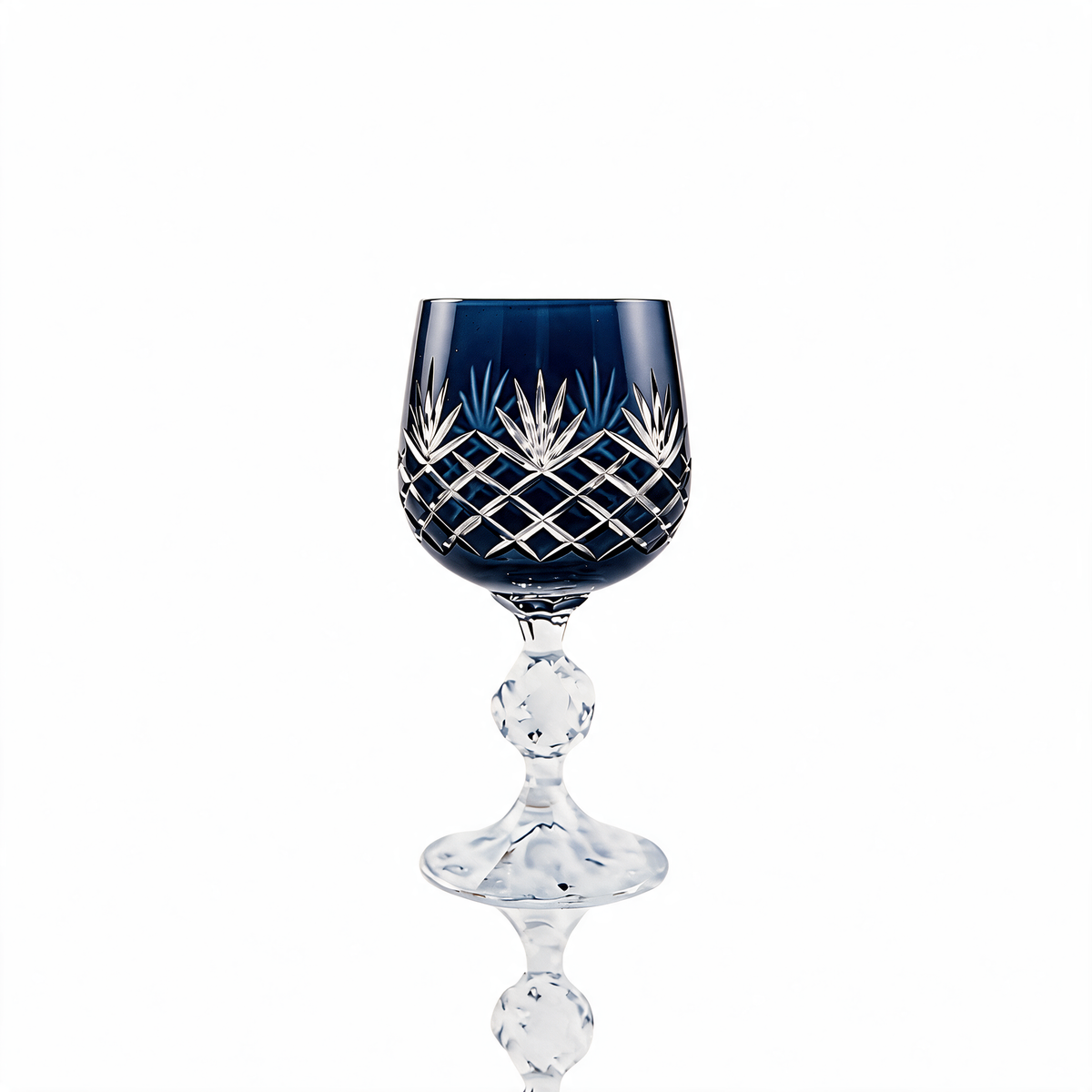 Verre à pied en cristallin taillé Ara