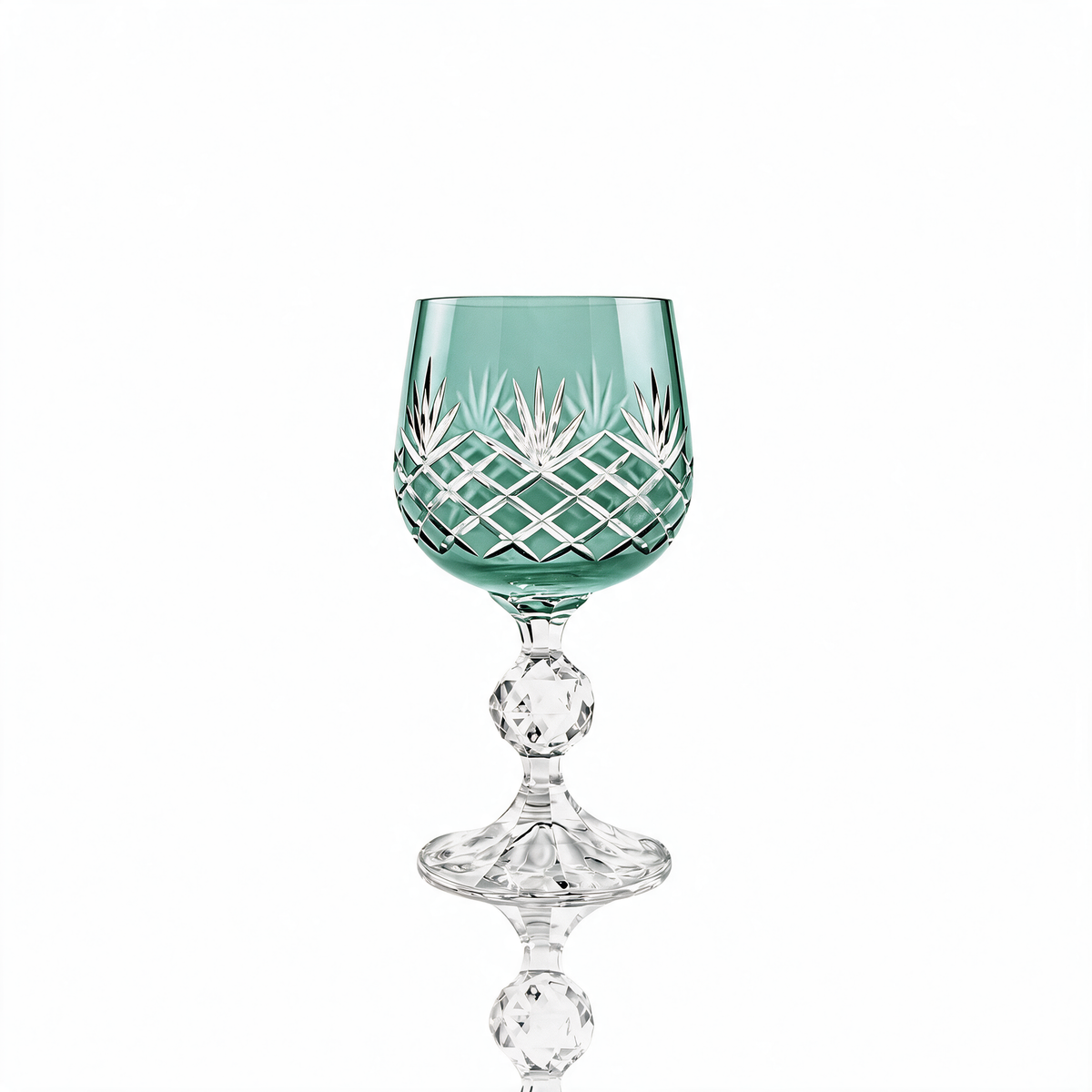 Verre à pied en cristallin taillé Ara