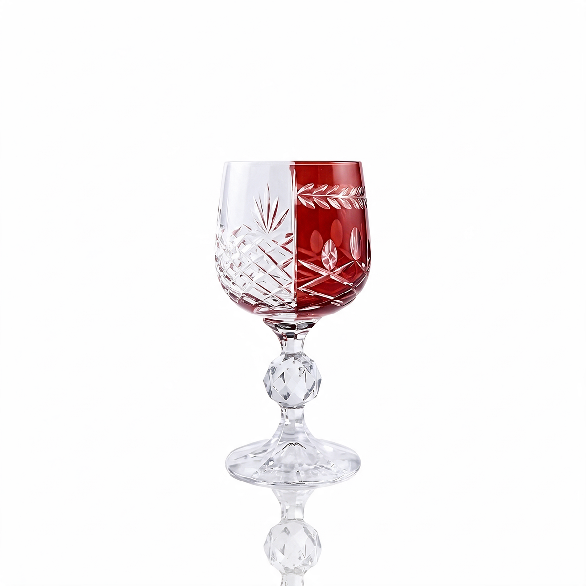 Hybrid-Weinkelch aus geschliffenem Glas