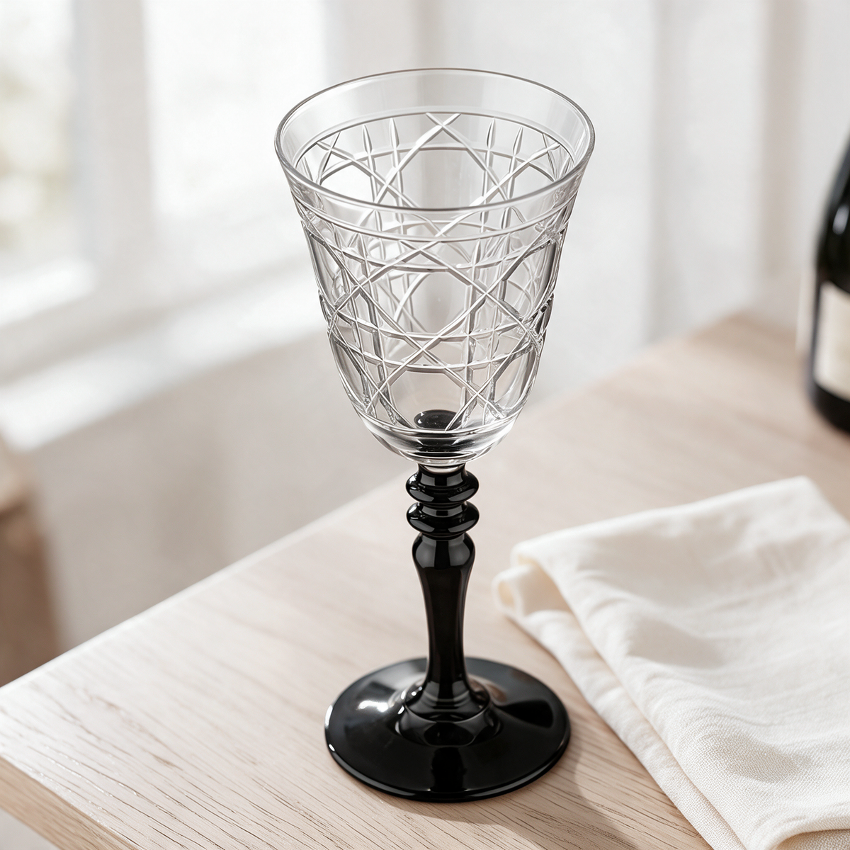 Gloria Hybrid Cut Crystal Wine Glass