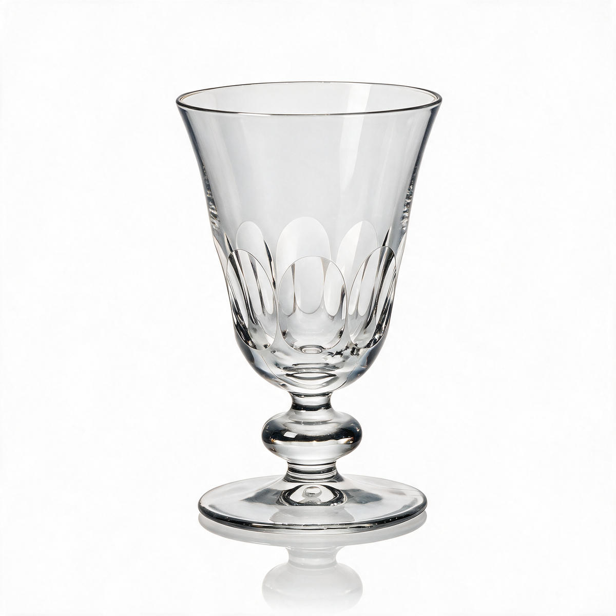 Verre à pied en cristallin taillé Nora