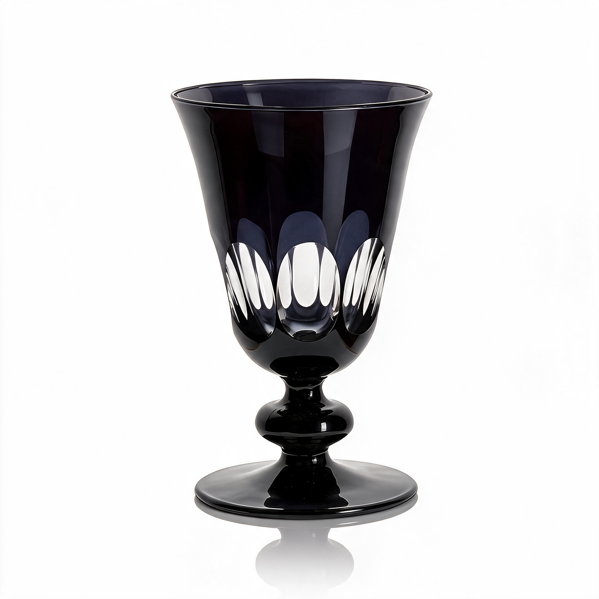 Verre à pied en cristallin taillé Nora