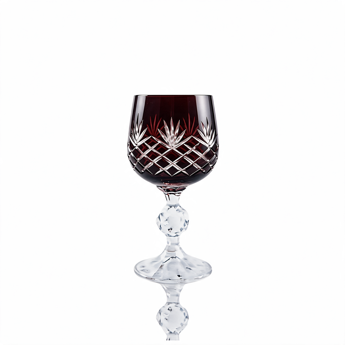 Verre à pied en cristallin taillé Ara